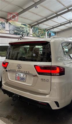 تويوتا لاندكروزر